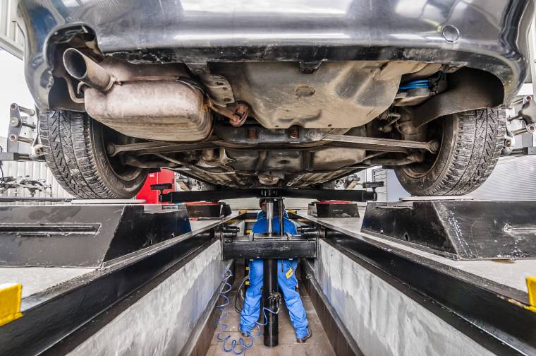 Kiszámolták, hogy nagyjából mennyibe kerül egy autó nyári karbantartása