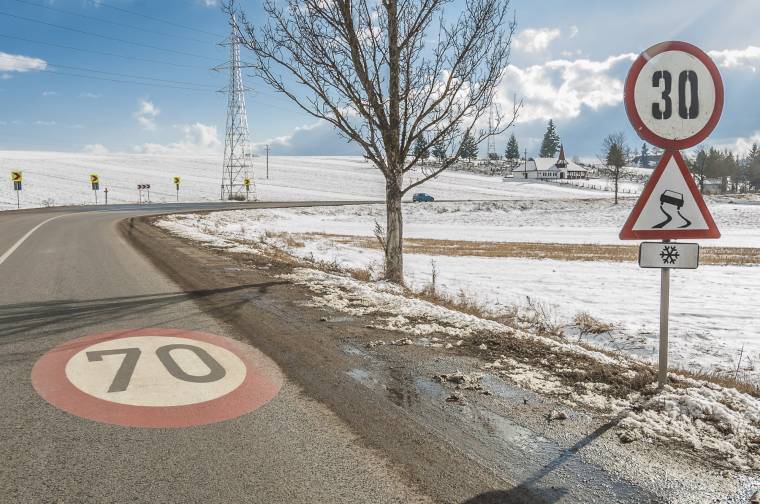 Ellentmondó sebességhatárok