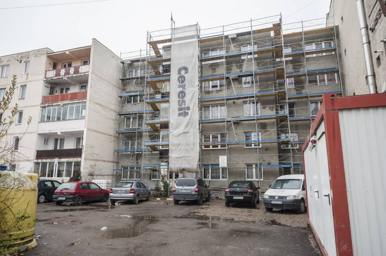 Hőszigetelés panaszokkal, többletköltséggel