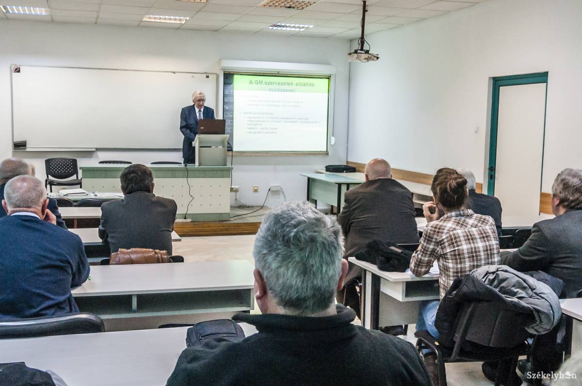 •  Fotó: Veres Nándor