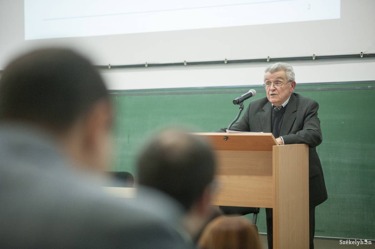 •  Fotó: Veres Nándor