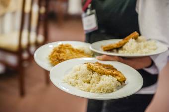 Készülnek a nyári szezonra, nőtt a szállodákban és vendéglőkben meghirdetett álláshelyek száma