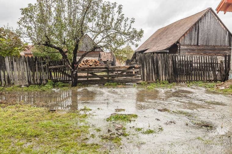 Árvízriadó Hargita és Kovászna megyében is