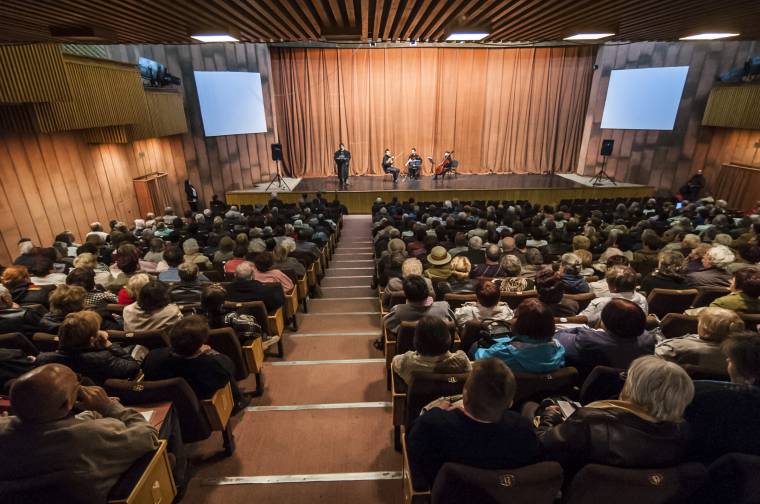 Újabb tanévnyitó a Sapientián: elkezdődött az Ezüst Akadémia
