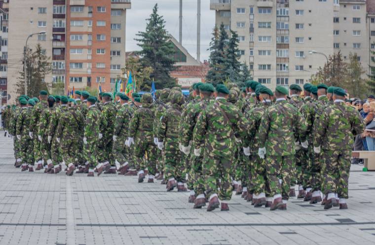 Megnyirbálnák a „szemtelen” nyugdíjakat