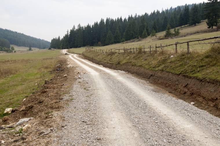 Már nem csak terepjáróval ajánlott Hosszúaszó felé közlekedni