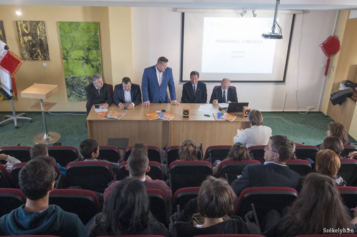 •  Fotó: Veres Nándor