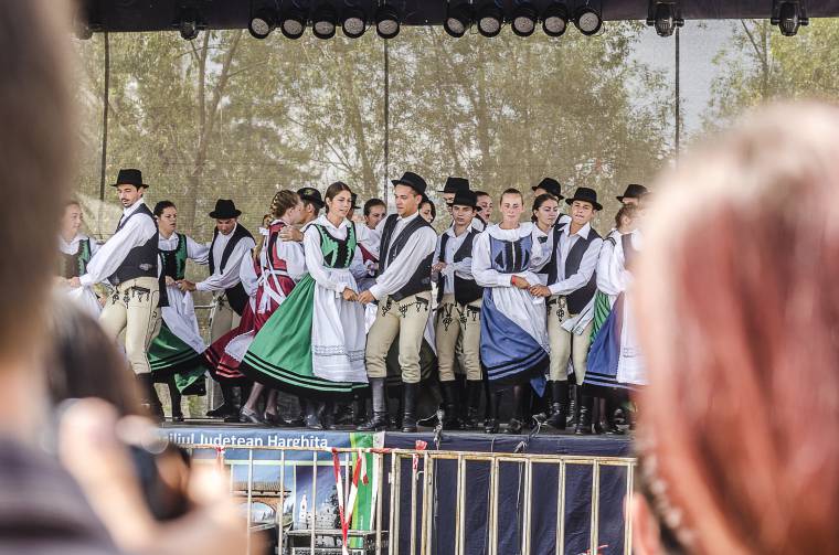 Teret hódítanak a községi jellegzetességeken alapuló ünnepek