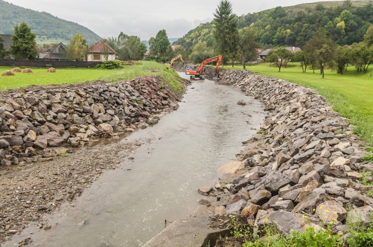 Szabályozzák a Kászon-patak medrét