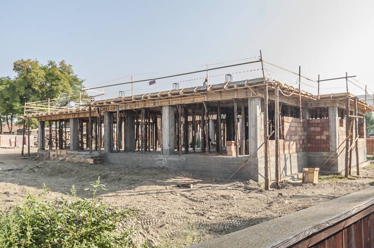 Óvodát építenek Csíkkozmáson világbanki finanszírozással