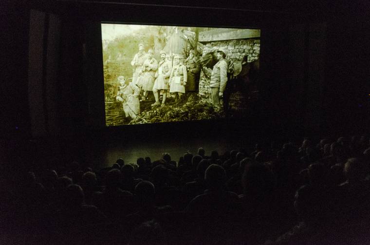 Levetítették az első filmet a Csíki Moziban