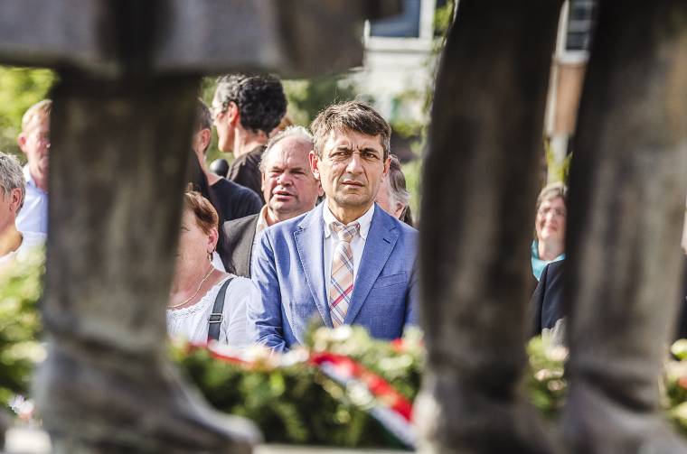 Csíkszeredában koszorúzott az államtitkár