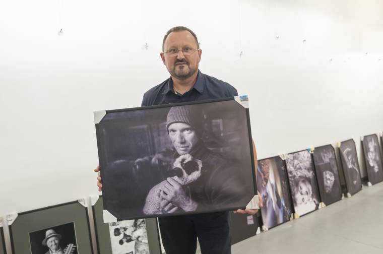 Jubileumi kiállítás Teutsch Alpártól
