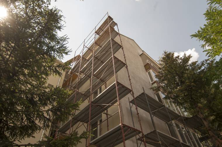 Nem tudja behajtani a veszteséget Csíkszereda a hőszigetelést végző cégektől