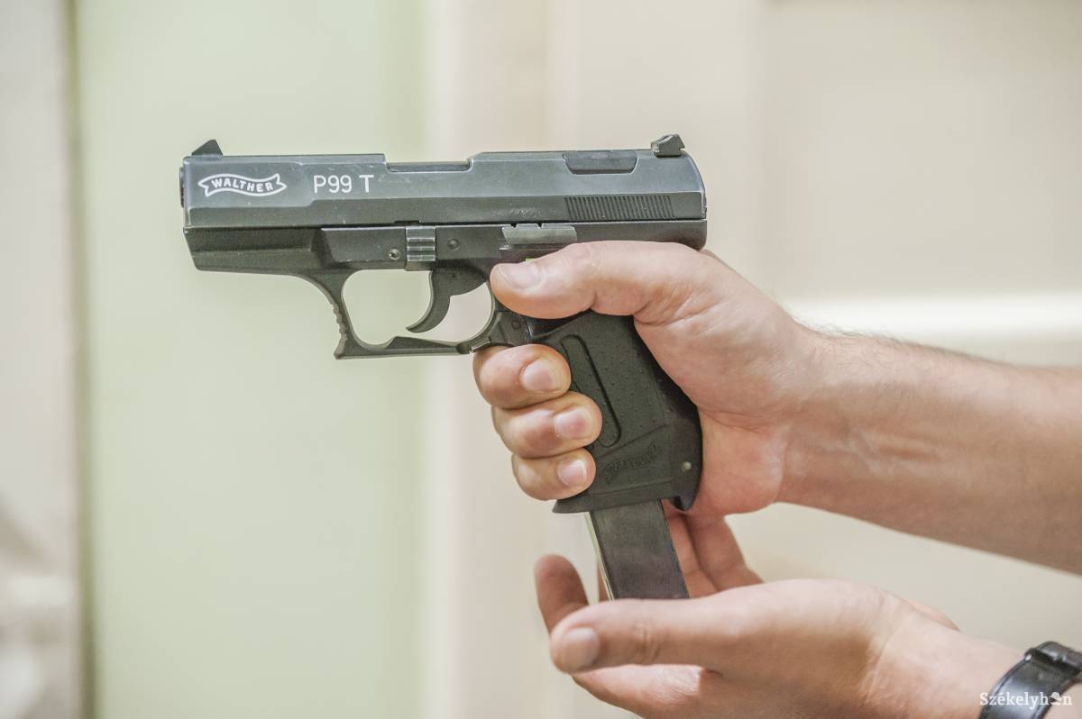 &bullet;  Fotó: Veres Nándor