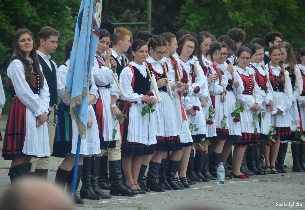 &bullet;  Fotó: Iochom Zsolt