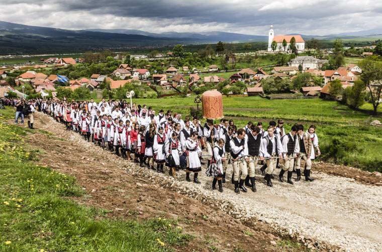 Újból tárgyalni fognak a csíksomlyói búcsú világörökség részévé való nyilvánításáról