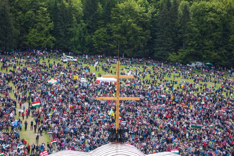 Benépesült a csíksomlyói nyereg