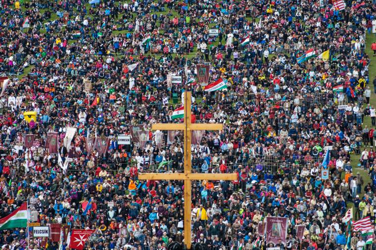 Korodi Attila a kormányhoz fordult a csíksomlyói búcsú kapcsán