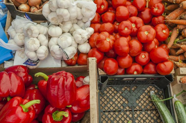 A zöldségek és a gyümölcsök ára emelkedett a leginkább, az üzemanyag ára csökkent