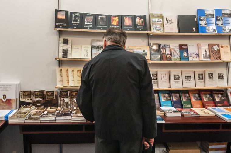 Már látogatható a nemzetközi könyvvásár