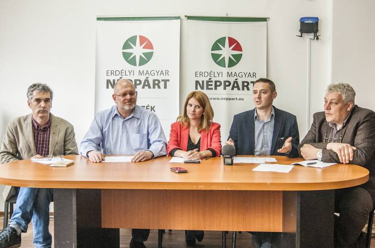Átláthatóságot és korrupciómentes közéletet ígérnek a néppárt jelöltjei