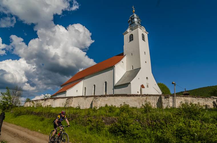 Az apostolok mostanra felszaggatták a búza tövét