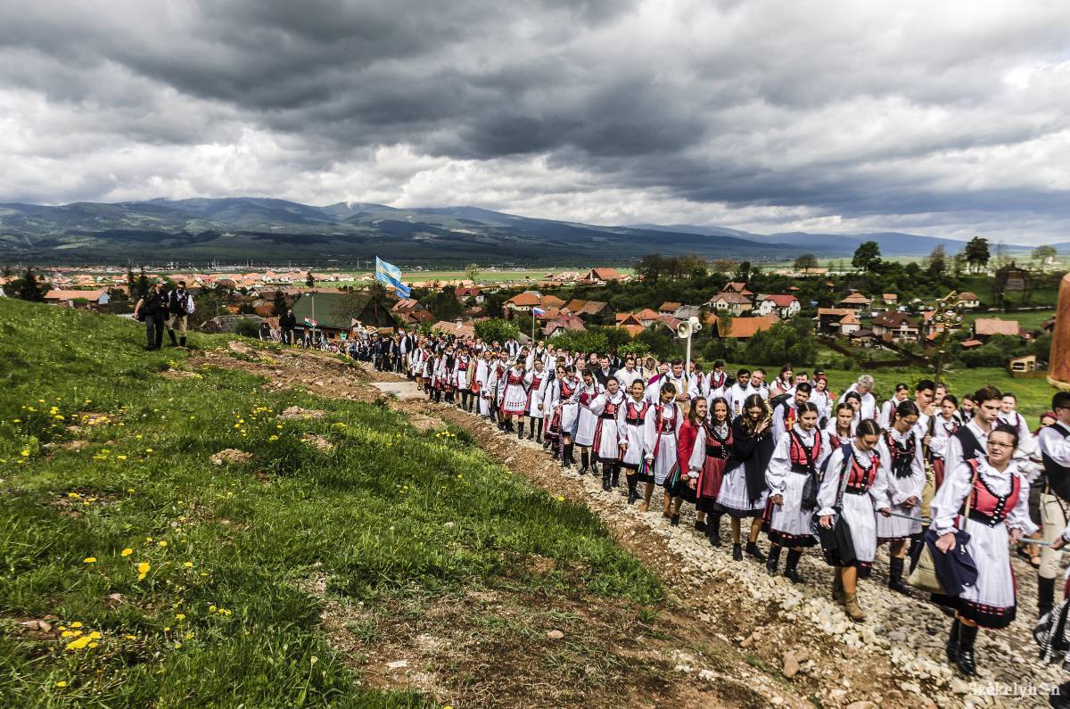 Égi áldás is van kilátásban a búcsúsok számára. Megússzák szárazon? Képünk illusztráció •  Fotó: Gecse Noémi