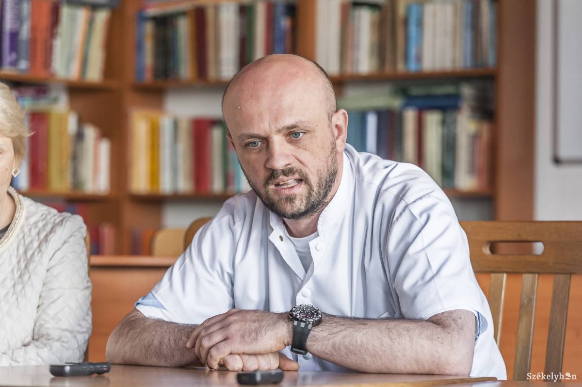 Adrian Dobrică mellkassebész •  Fotó: Veres Nándor
