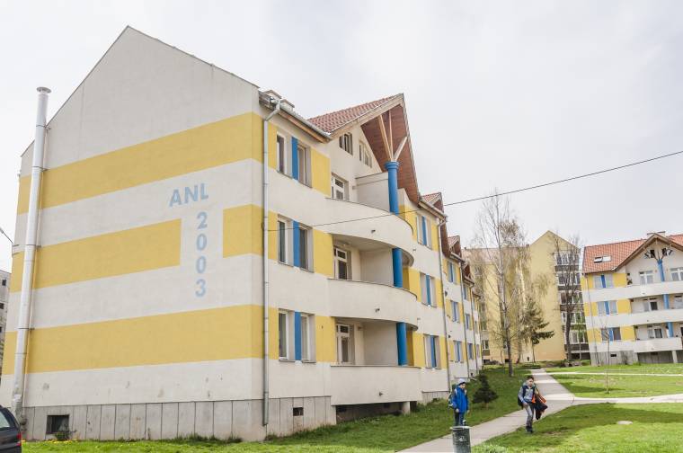 Hatszázezer lejjel tartoznak az ANL-lakások bérlői