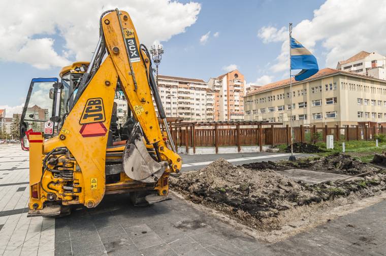 Pünkösdvasárnapra helyére kerülhet a szoborcsoport