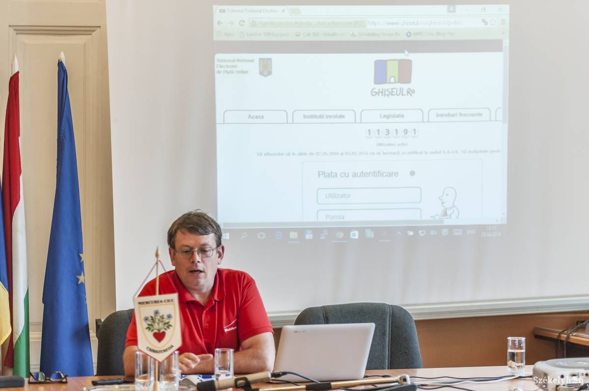 &bullet;  Fotó: Veres Nándor