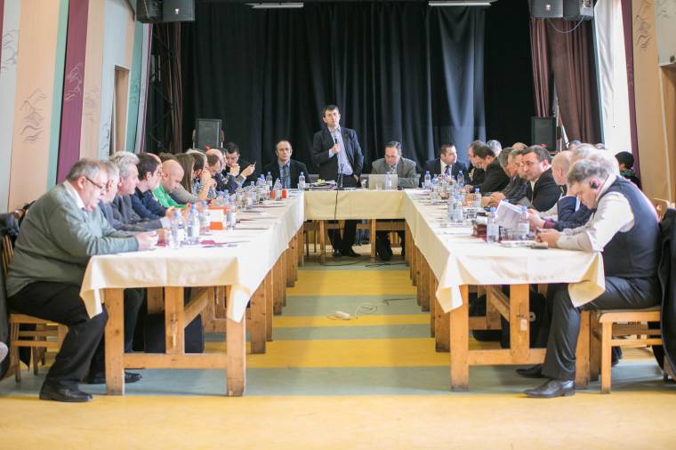 Felbonthatják a szerződést a tej-kifli program kivitelezőjével