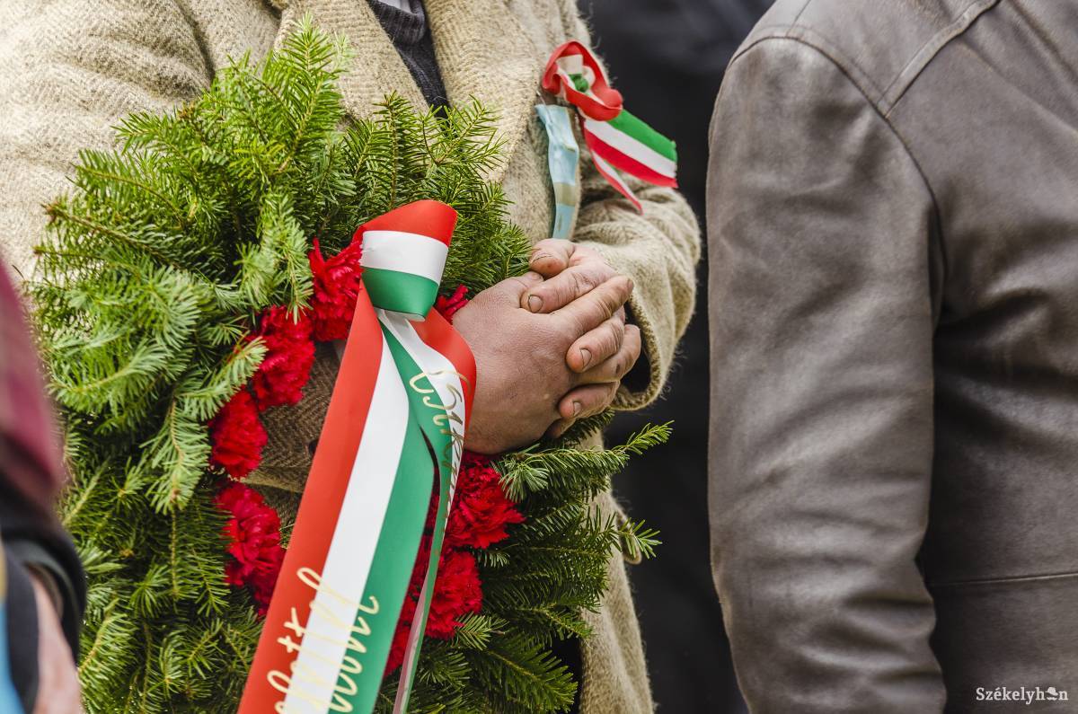 Ünnepre hangolódva. Csíkszéken is tisztelegnek a szabadságharc hősei előtt &bullet;  Fotó: Veres Nándor