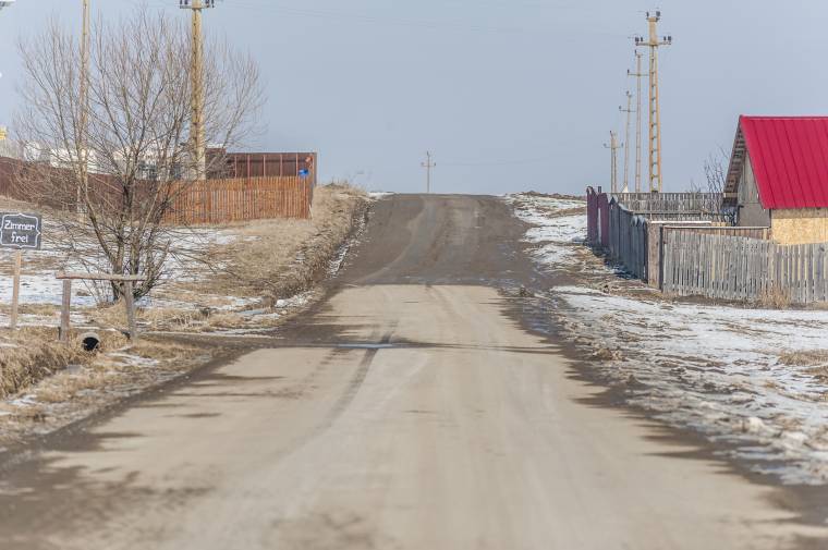 Kiírják a közbeszerzést a Csiba és Oltfalu közötti út felújítására