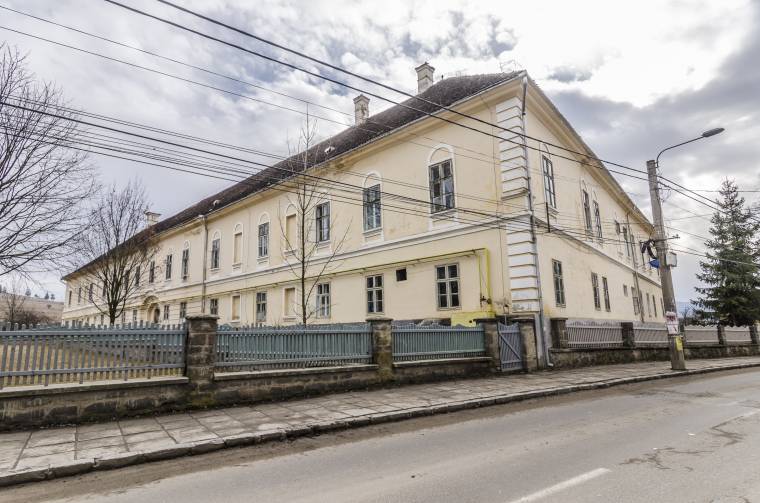 Nem végezhetnek közpénzből javításokat a kórház fertőző betegségek osztályán