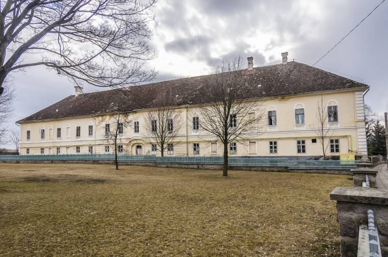 Sürgetik a csíkszeredai járványosztály elköltöztetését