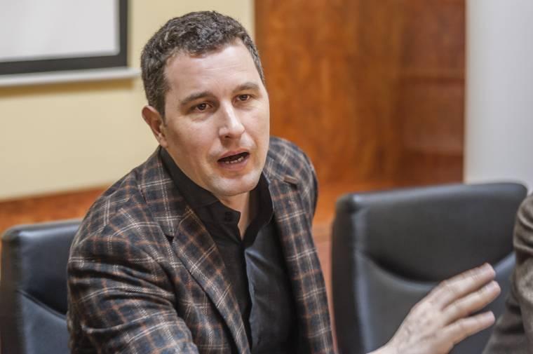 Hivatali visszaélés gyanúja miatt hallgatták ki Tánczost