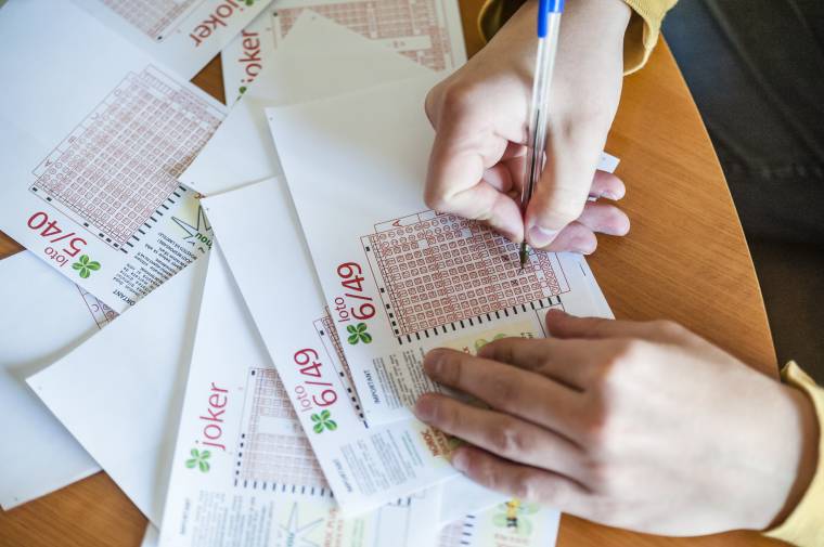 Kilencmillió lejt nyert a lottón, elmondta, hogy mire költi