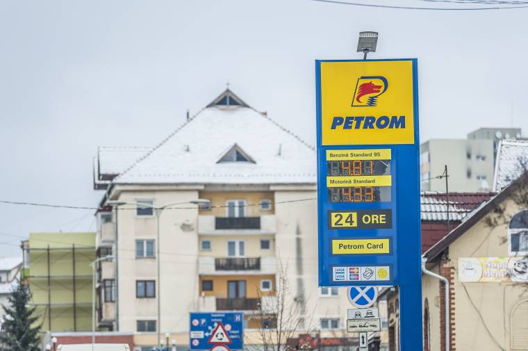 Módjával, de csökkentek az árak