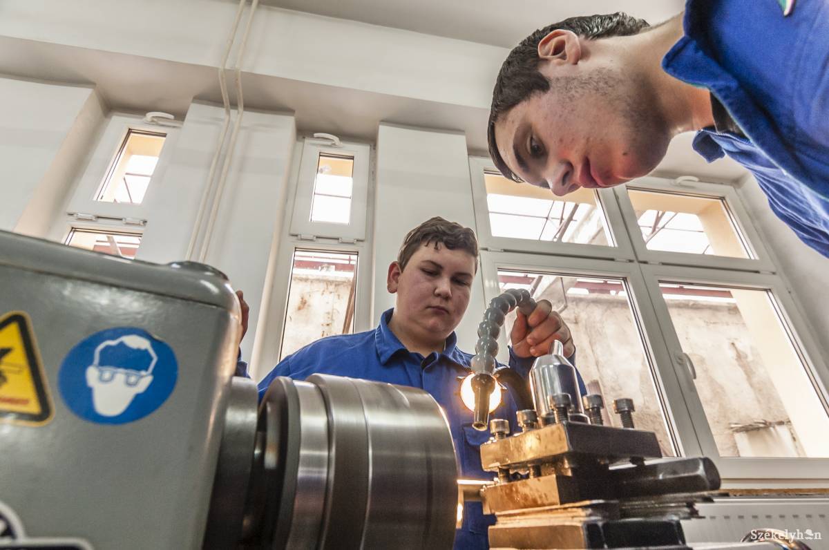 &bullet;  Fotó: Veres Nándor