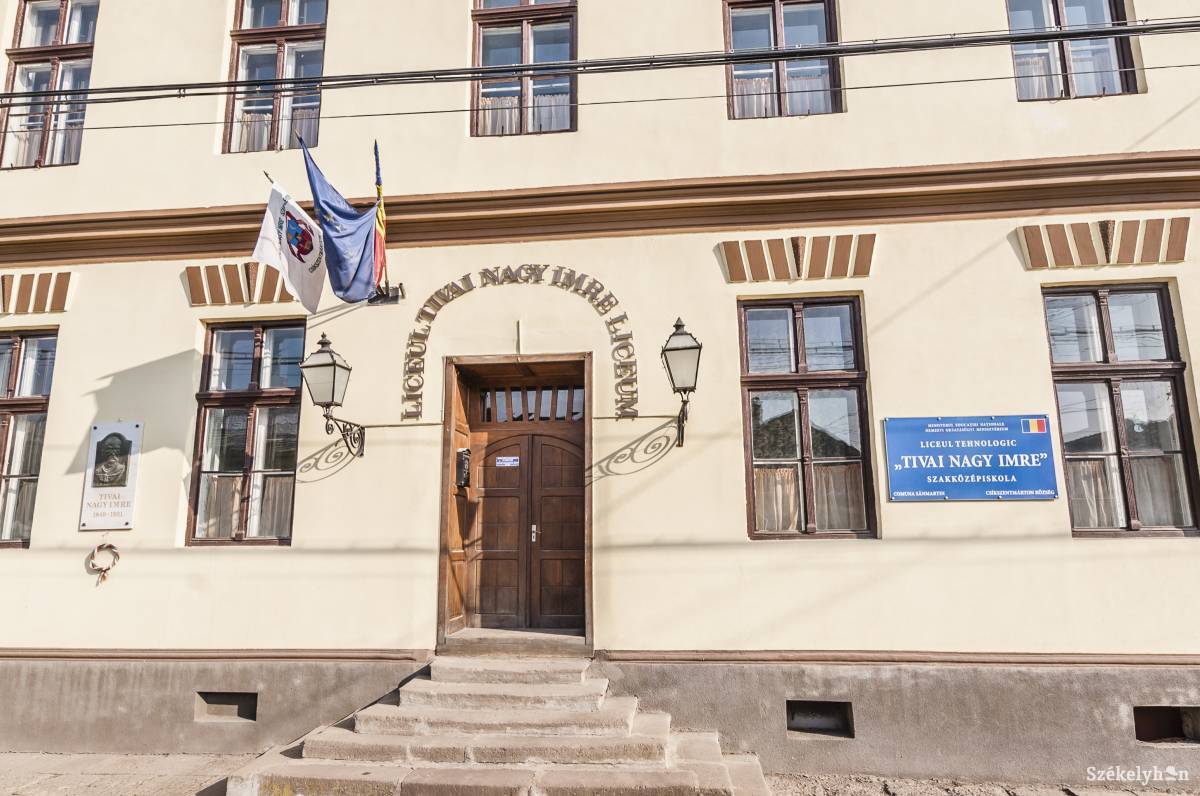 &bullet;  Fotó: Veres Nándor