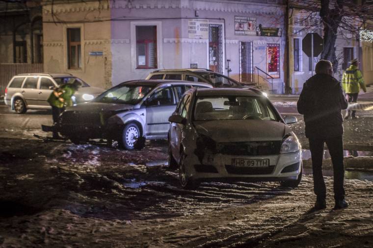 Nem adott elsőbbséget, a vétlen sofőr került kórházba