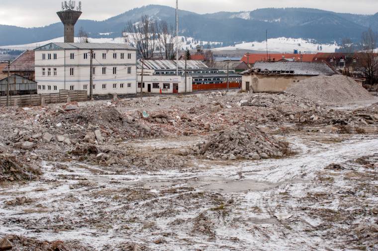 Az egykori iparterületen levő, vitatott tulajdonrész miatt zajlik a per
