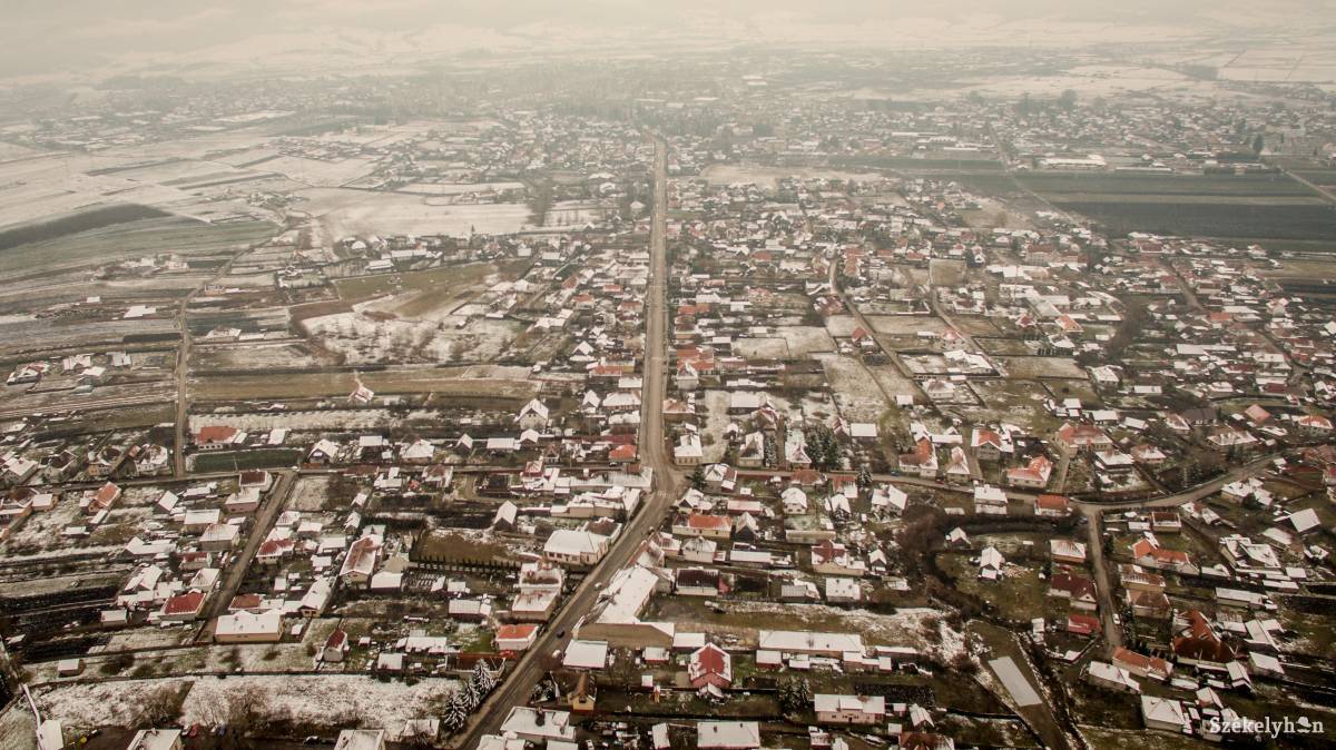 A legnagyobb összegű tételek között a tömbházak, valamint a tanintézetek hőszigetelései szerepelnek •  Fotó: Farkas Tamás