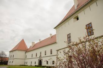 Kiállítják a Szervátiusz Jenő-díjjal kitüntetett alkotók munkáját a Csíki Székely Múzeumban