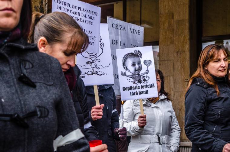 Hatalmas bajban van a Hargita megyei gyermekvédelmi hálózat