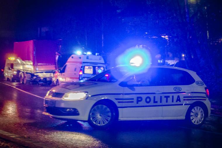 Szakadékba zuhant autóban vesztette életét egy férfi