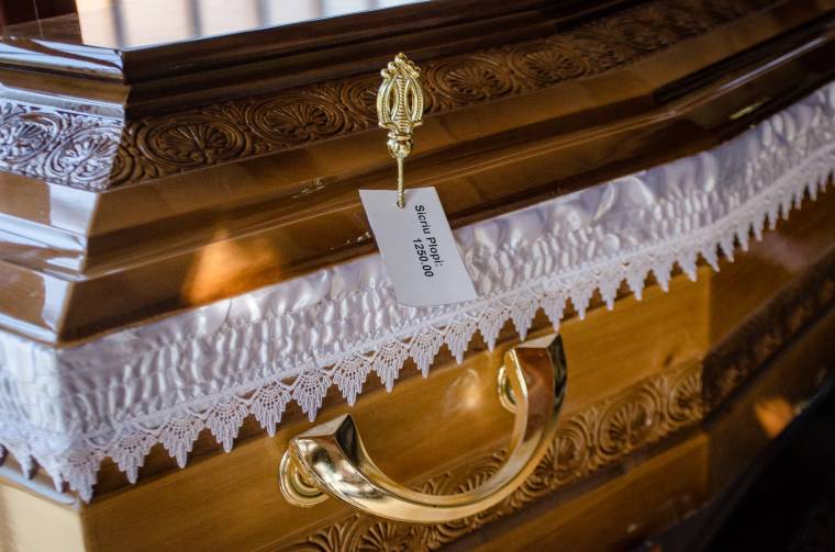 Rekordnagyságú a romániai temetkezési vállalatok forgalma a világjárvány miatt