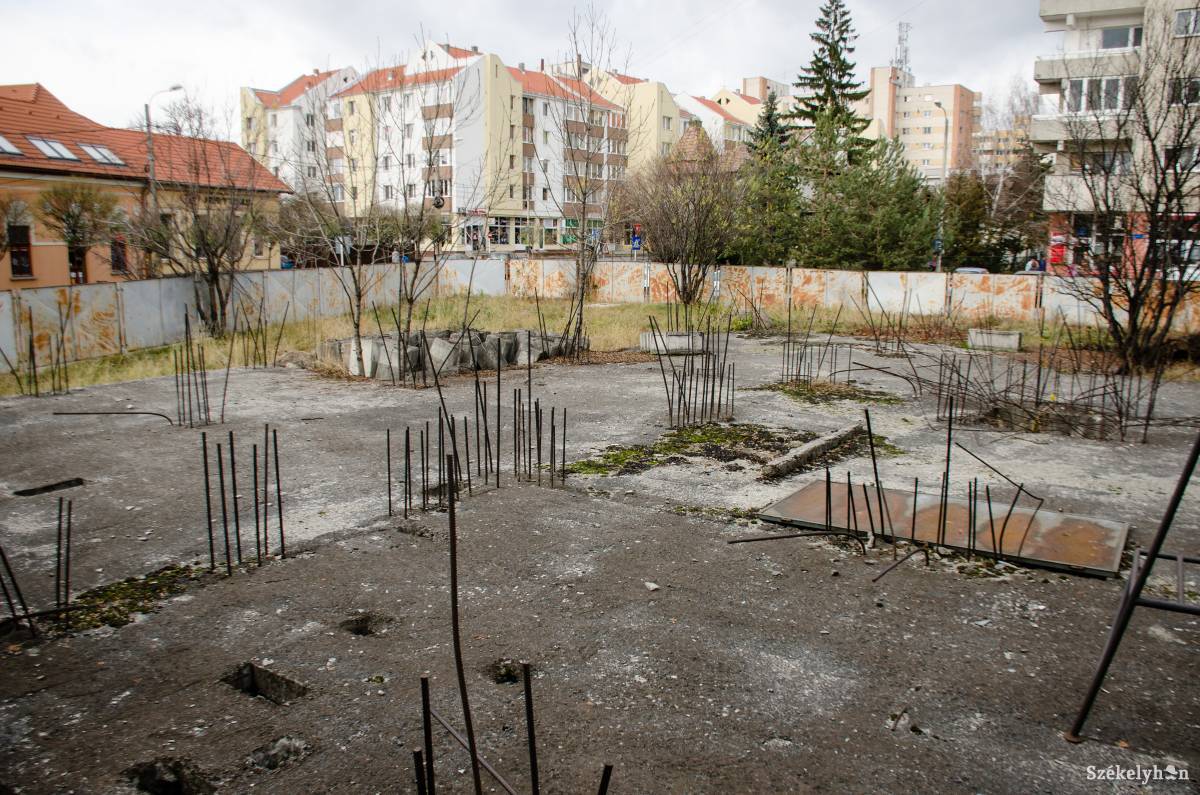 350 millió forintot, azaz 5,2 millió lejt biztosított a magyar állam építkezésre •  Fotó: Gecse Noémi